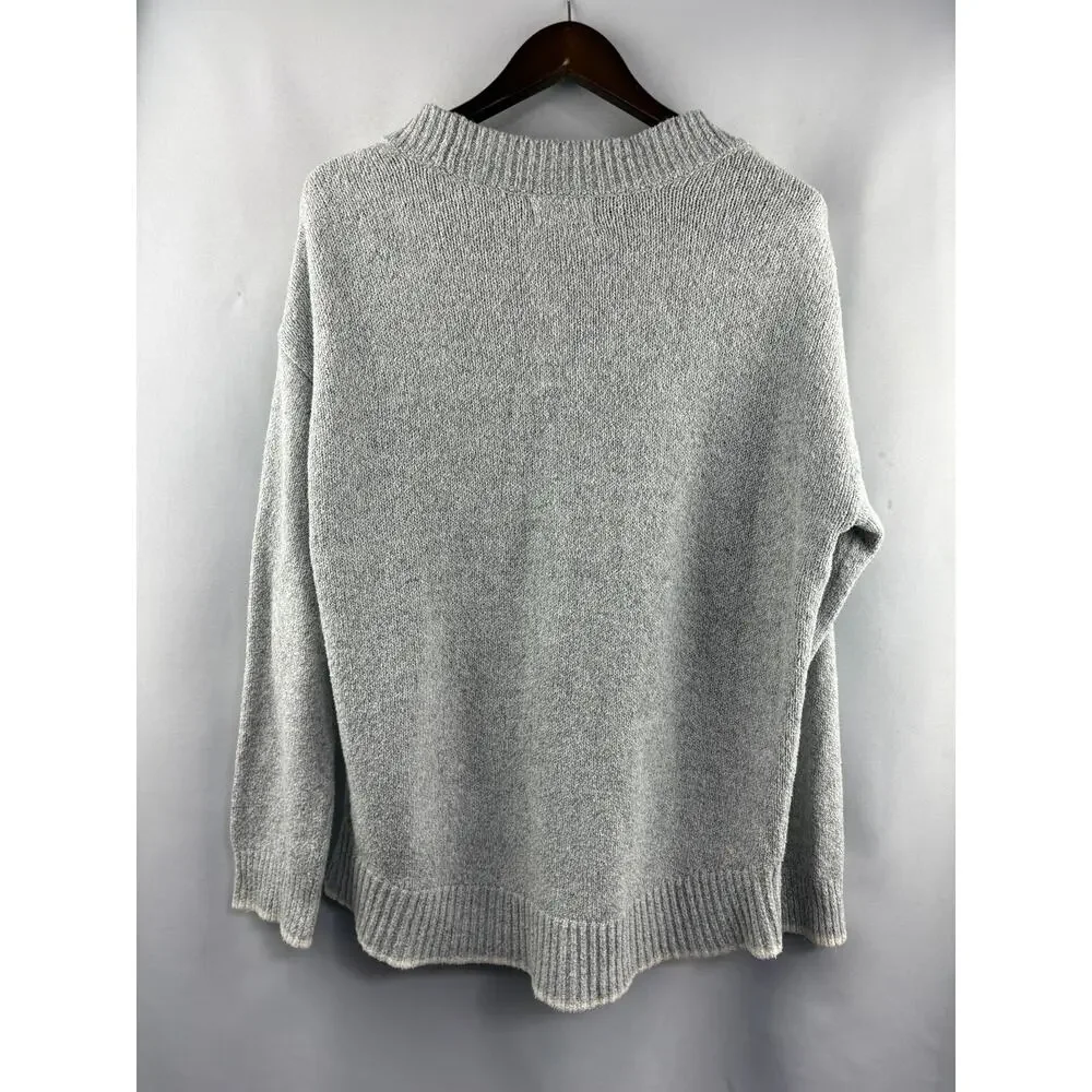 Women’s Old Navy Small Tall Light Gray Cardigan w/ White Heart